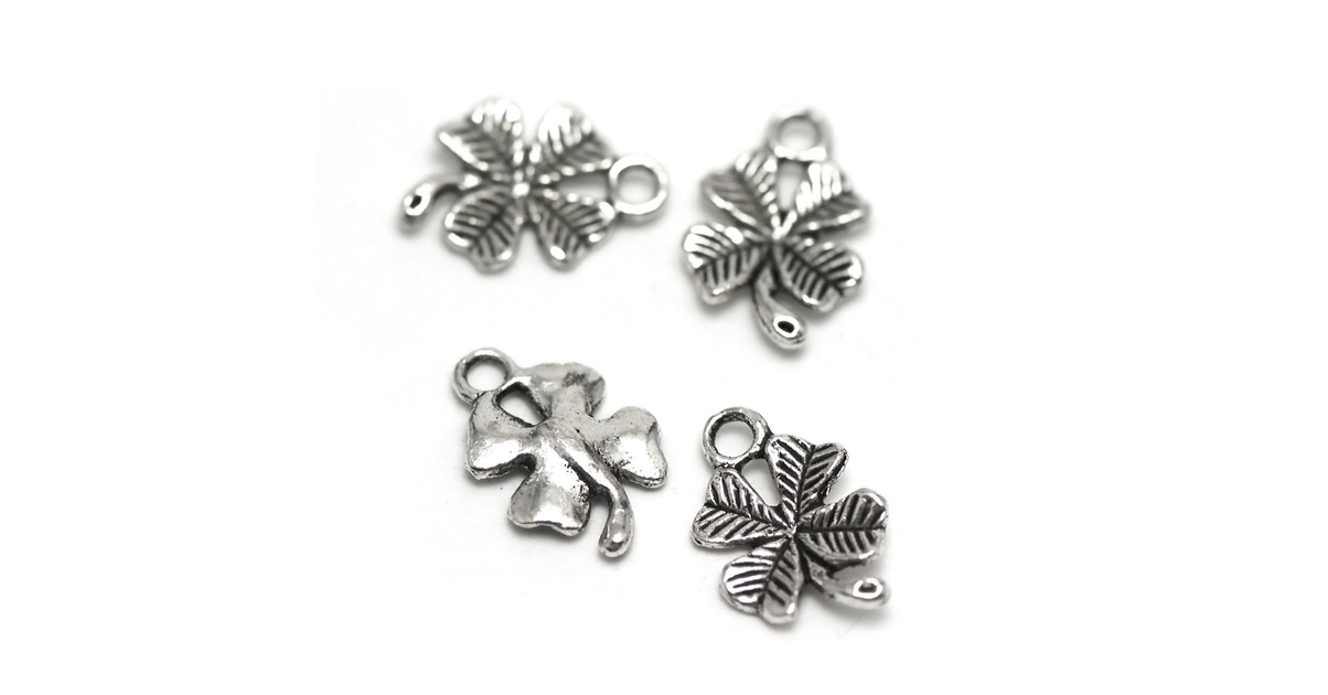 Sunnyclue 1 Boîte De 150 Breloques St Patrick, Trèfle à Quatre Feuilles Trefle Irlandais