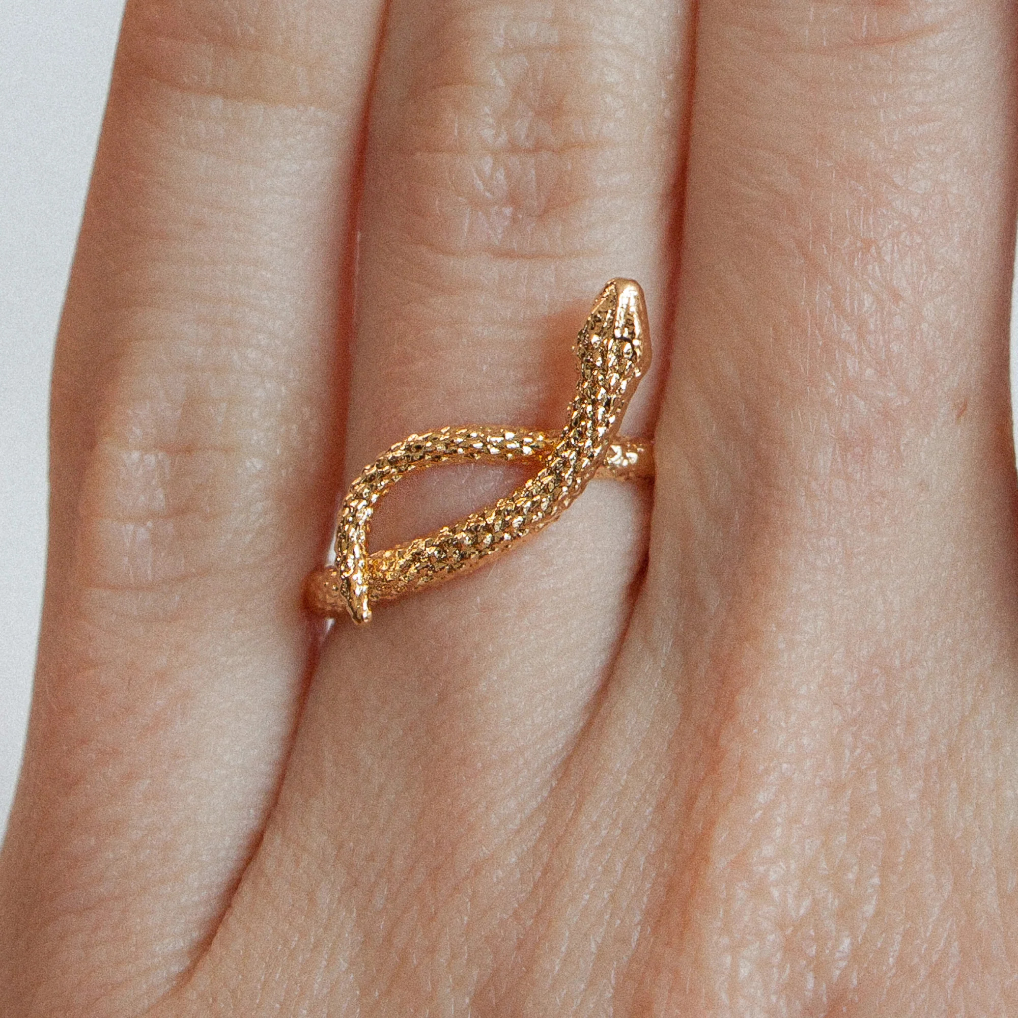 Bague Snake Dorée Lotta Djossou - vue 5