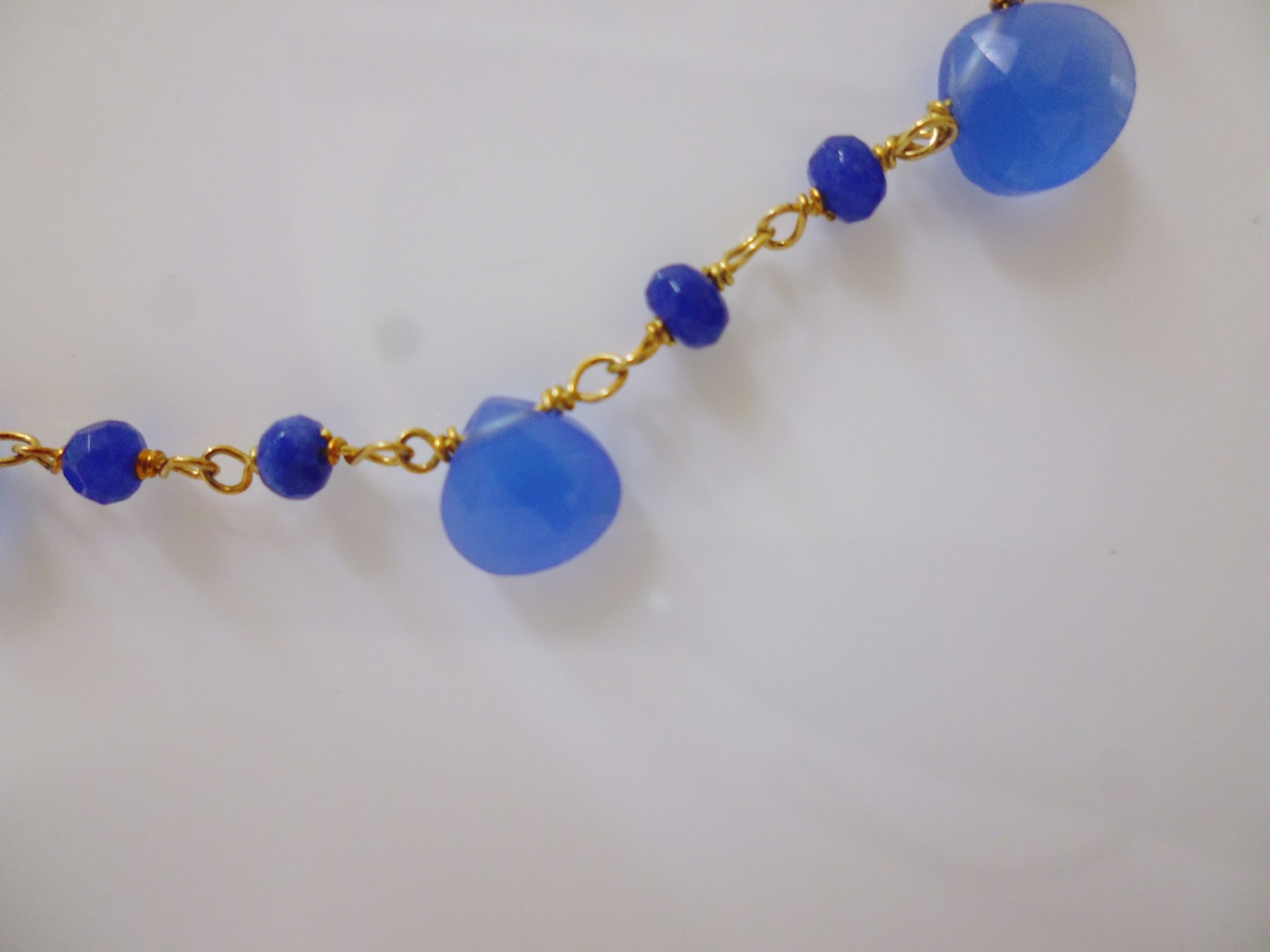 collier  calcedoine bleu sur chaine plaque or 45 cm  69€ (1)