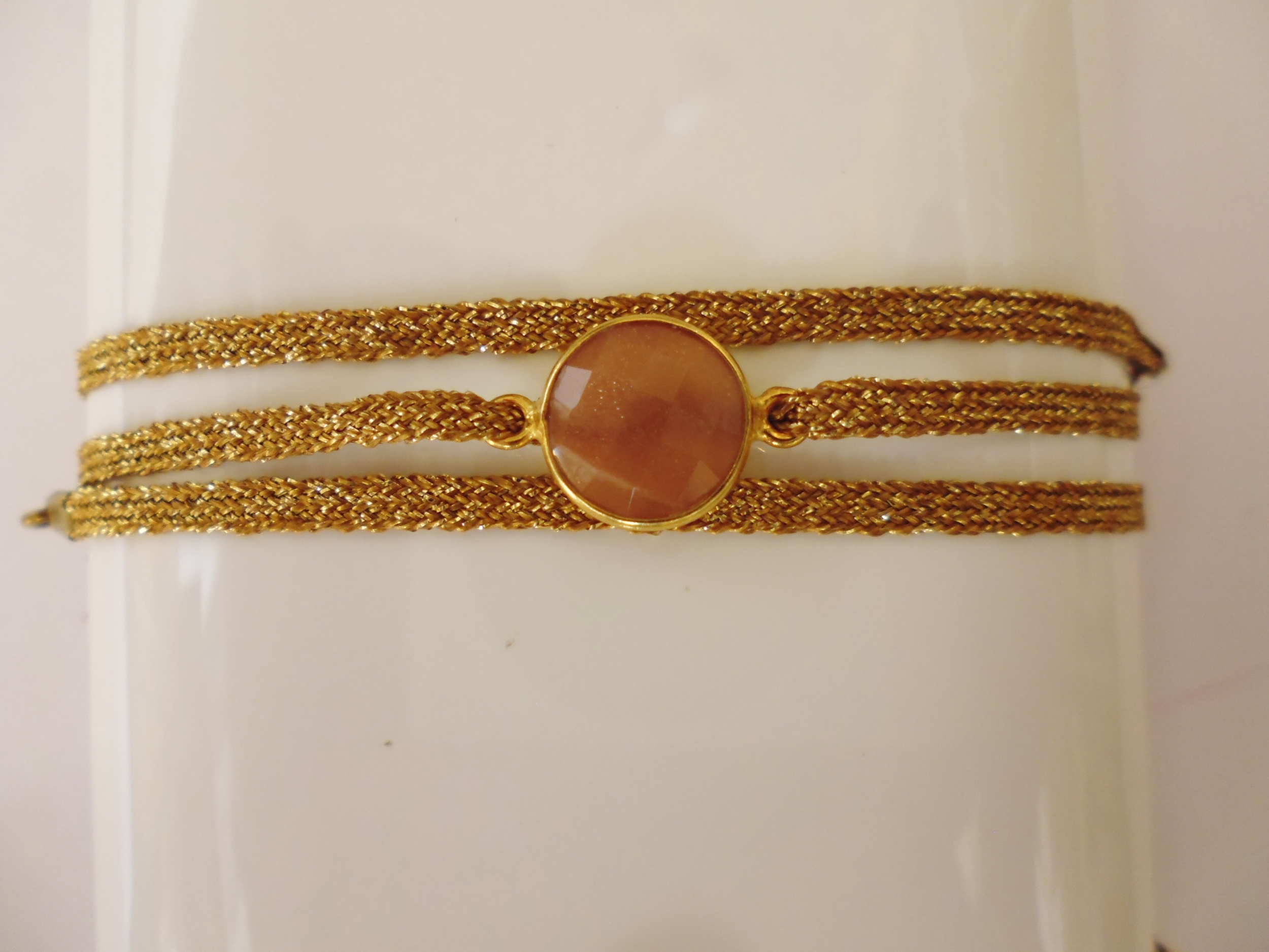 bracelet 3 tours avec pierre cornaline véritable sur fil d'or LA BELLE SIMONE 39€ (3)