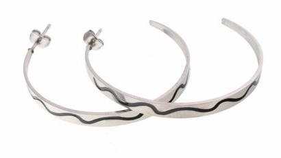 Boucles d'oreilles créoles vague noire argent H 4.0cm L 3.5cm acier inoxydable Mile Mila  M5B036 16.3