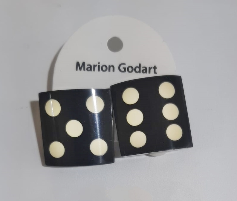 Boucles d\'oreilles domino fond noir résine - Marion Godart