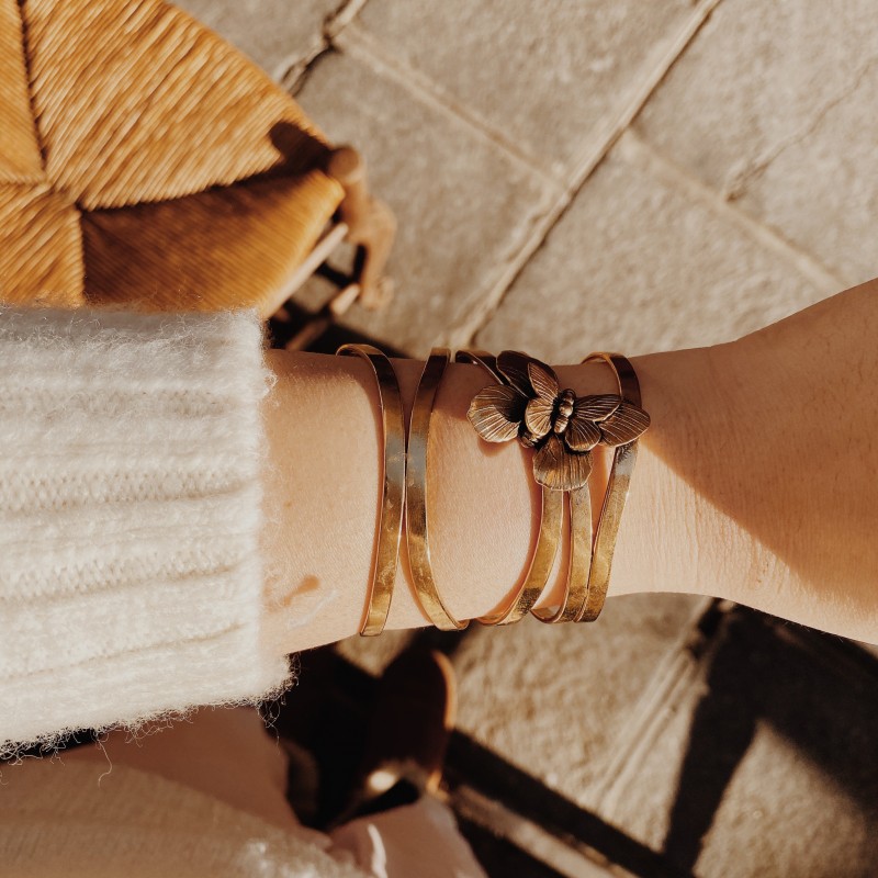 bracelet papillon sur fils doré Lotta Djossou  2  135