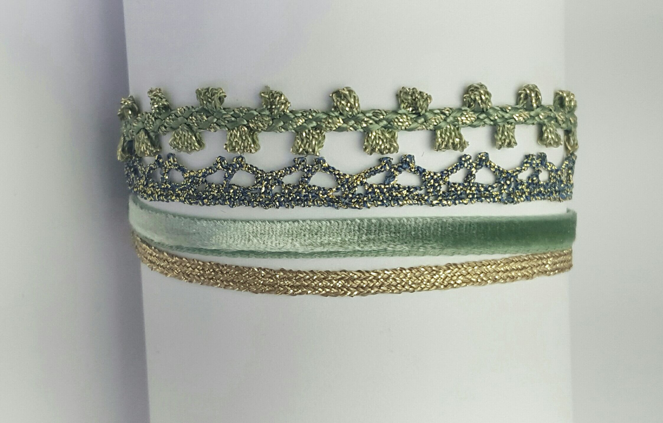 Bracelet 4 brins passementerie japonaise fil d'or et argent cristal et amail LA BELLE SIMONE