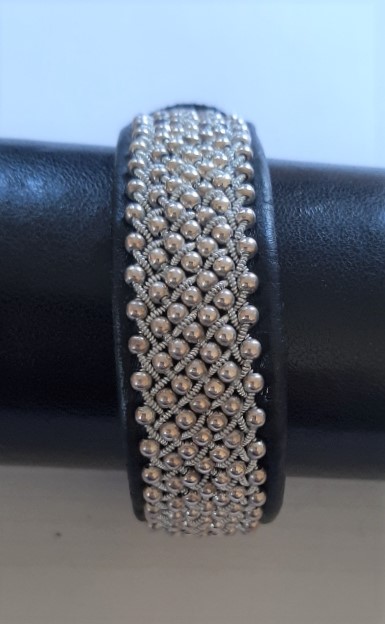 Bracelet GLAMOR XXL collection pearls - cuir naturel de renne et fils d'argent - Hanna Wallmark2 379 18CM 2 LARGE