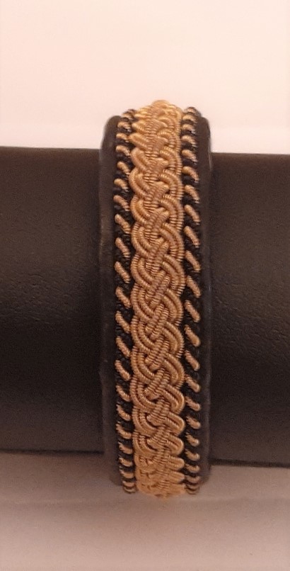 Bracelet ROLLIN collection gold - cuir naturel de renne et fils d'argent - Hanna Wallmark 1 179 18cm