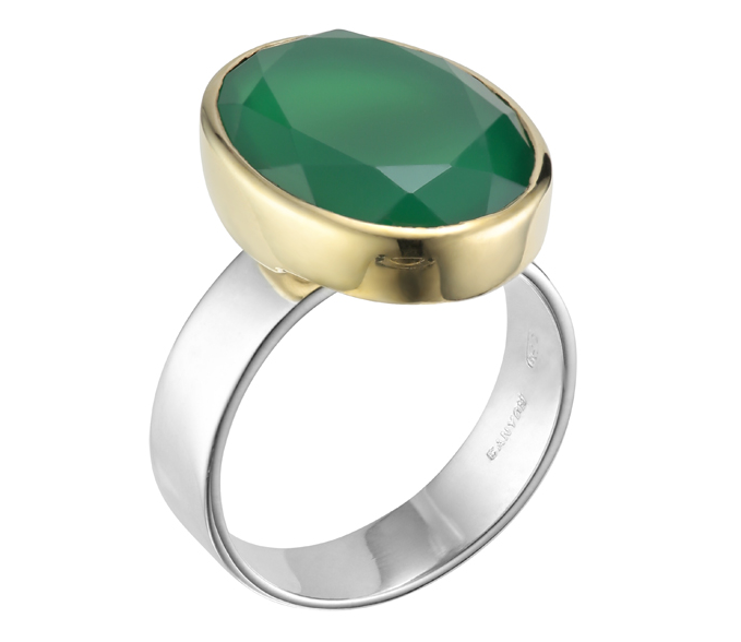 Bague argent décorée d\'un onyx vert ovale serti de laiton et vert sur un anneau en argent plat et large argent 925 - Canyon