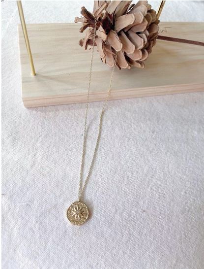 Collier étoile strass doré acier inoxydable - Mile Mila