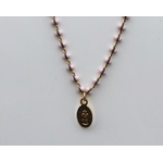 Collier religieux en émail rose petite médaille recto-verso madone-croix - chaine doré 44 cm  + ralonge - La belle Simone Bijoux 49 - 2