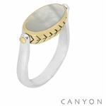 Bague en argent ovale réversible oeil de tigre et nacre blanche avec un serti laiton gravé - Canyon r5233 56€ 1.6x0.9 2