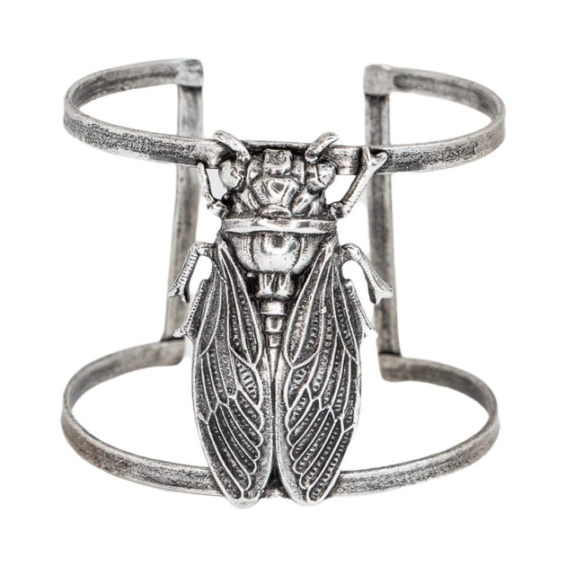 Manchette Cicada argentée Lotta Djossou de face