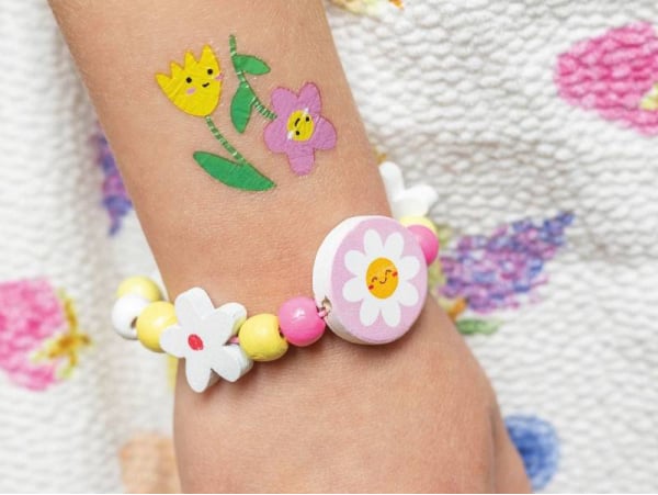 mon-kit-bijou-enfant-bracelet-fleurs-2