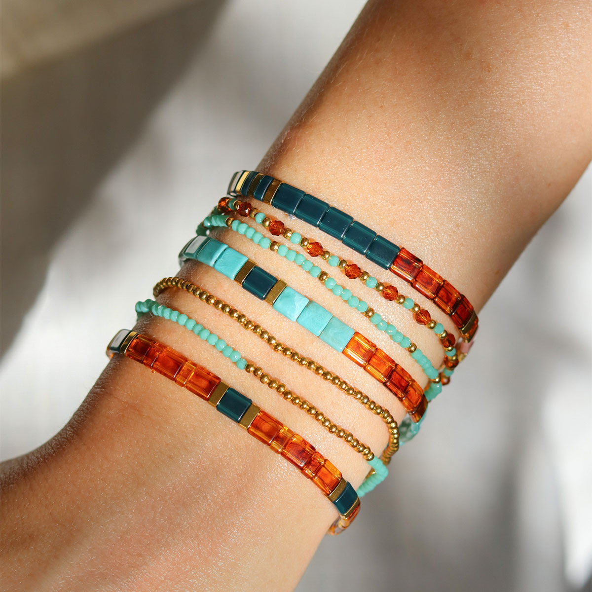 diy-bijouterie-mon-set-de-bracelets-perles-dore-2