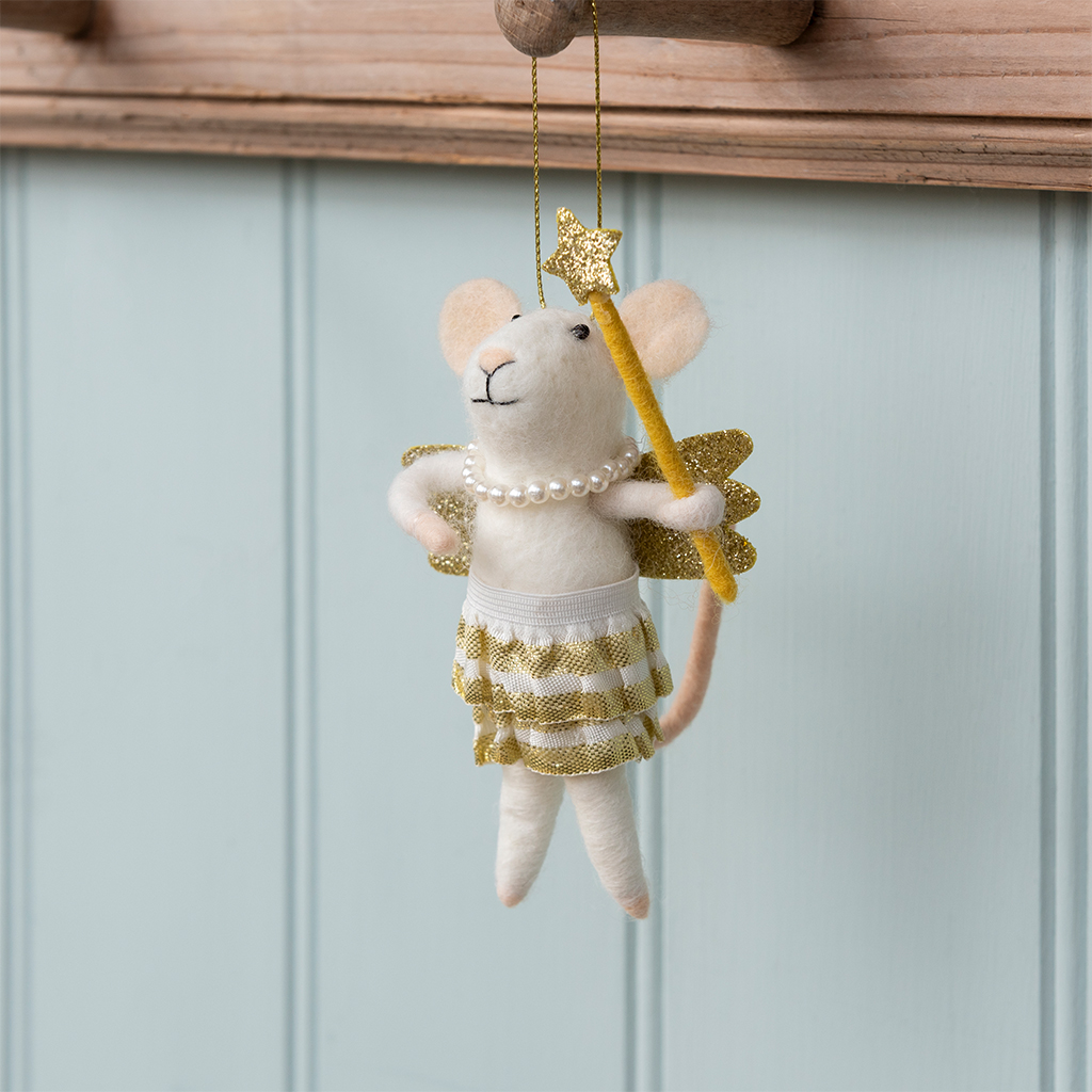 31425-fairy-mouse-with-wand-decoration-lifestyle-2