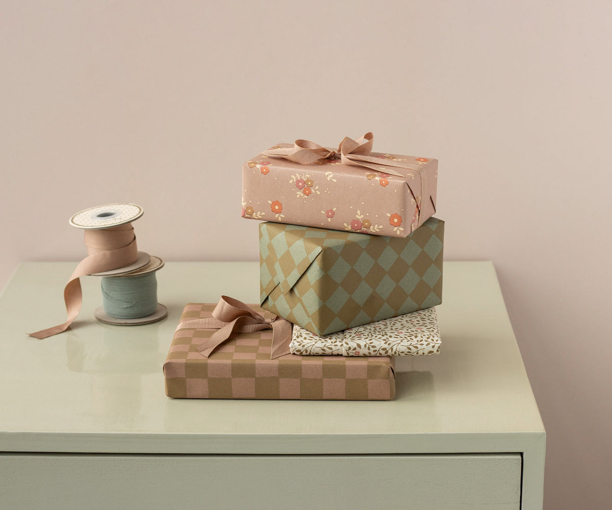 COLOURBOX70291174