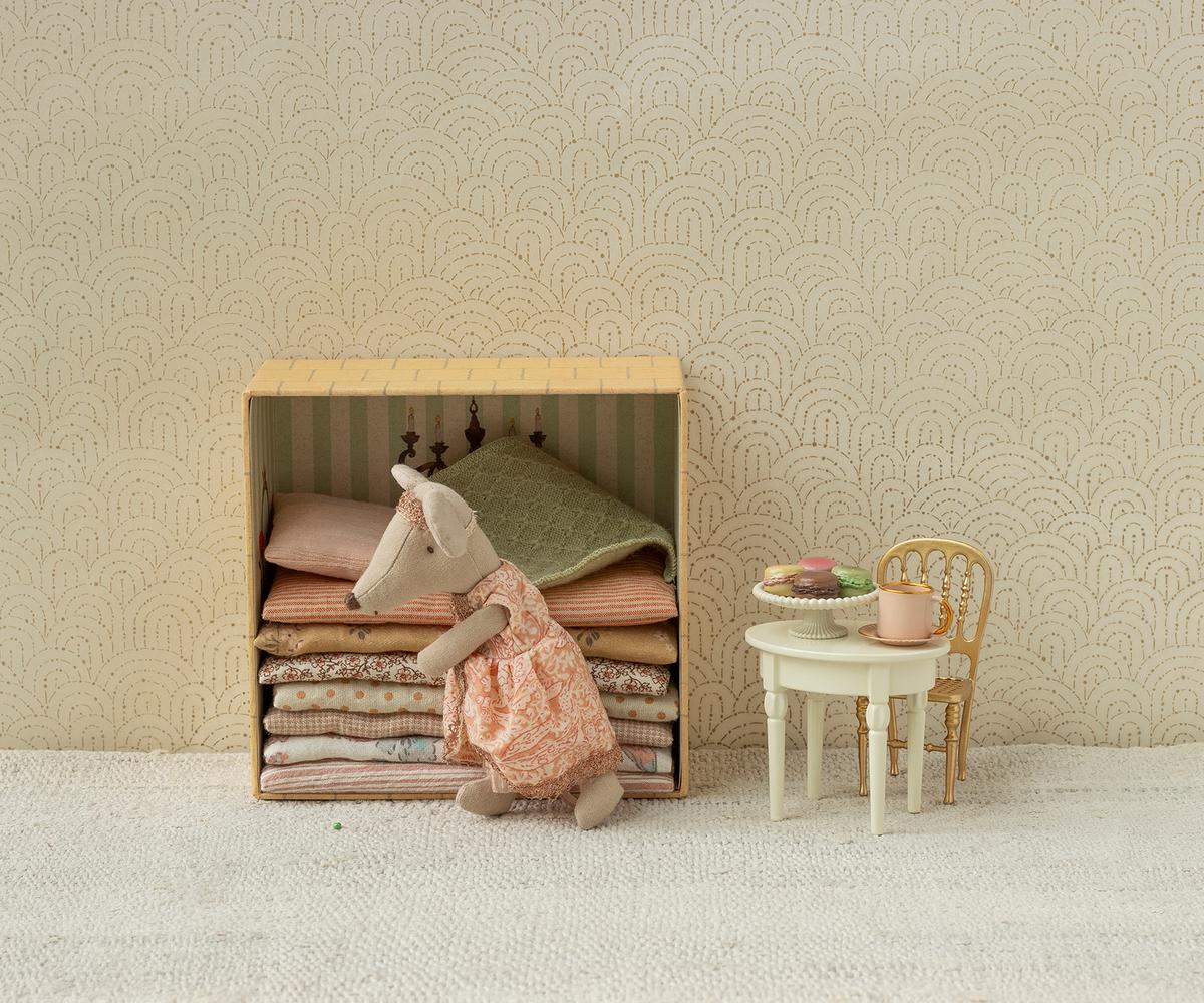 COLOURBOX71231531