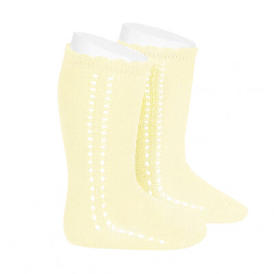 chaussettes-hautes-coton-ajouree-lateral-beurre