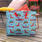 30700-kids-sausage-dog-jumbo-bag_lifestyle
