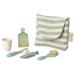 COLOURBOX69924908