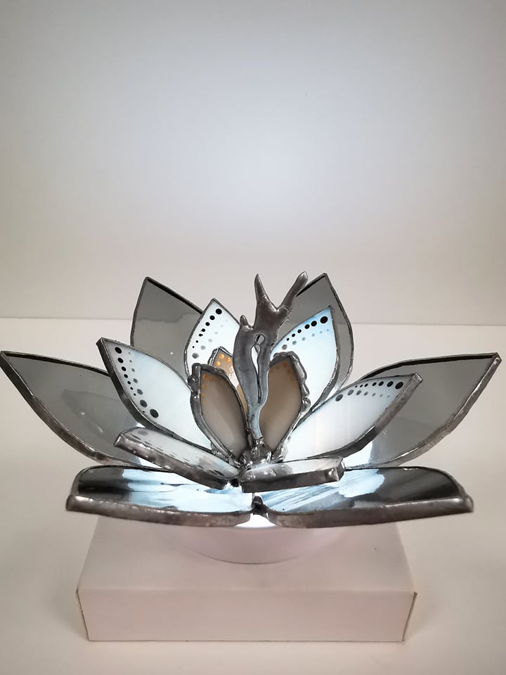 Les Iréelles, fleur de verre KSU005_95€