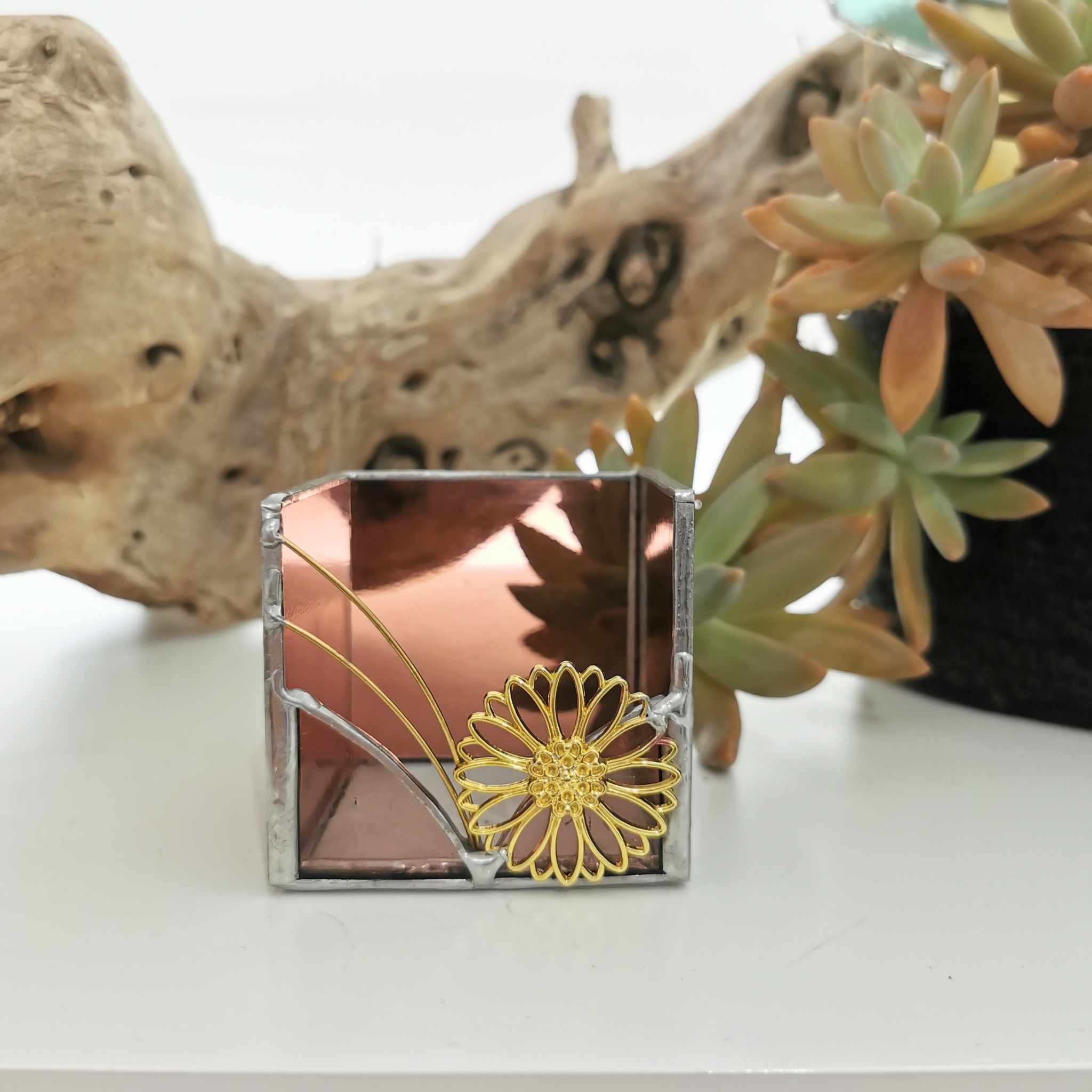Photophore vitrail prune fleur métal doré FOKC373_30€