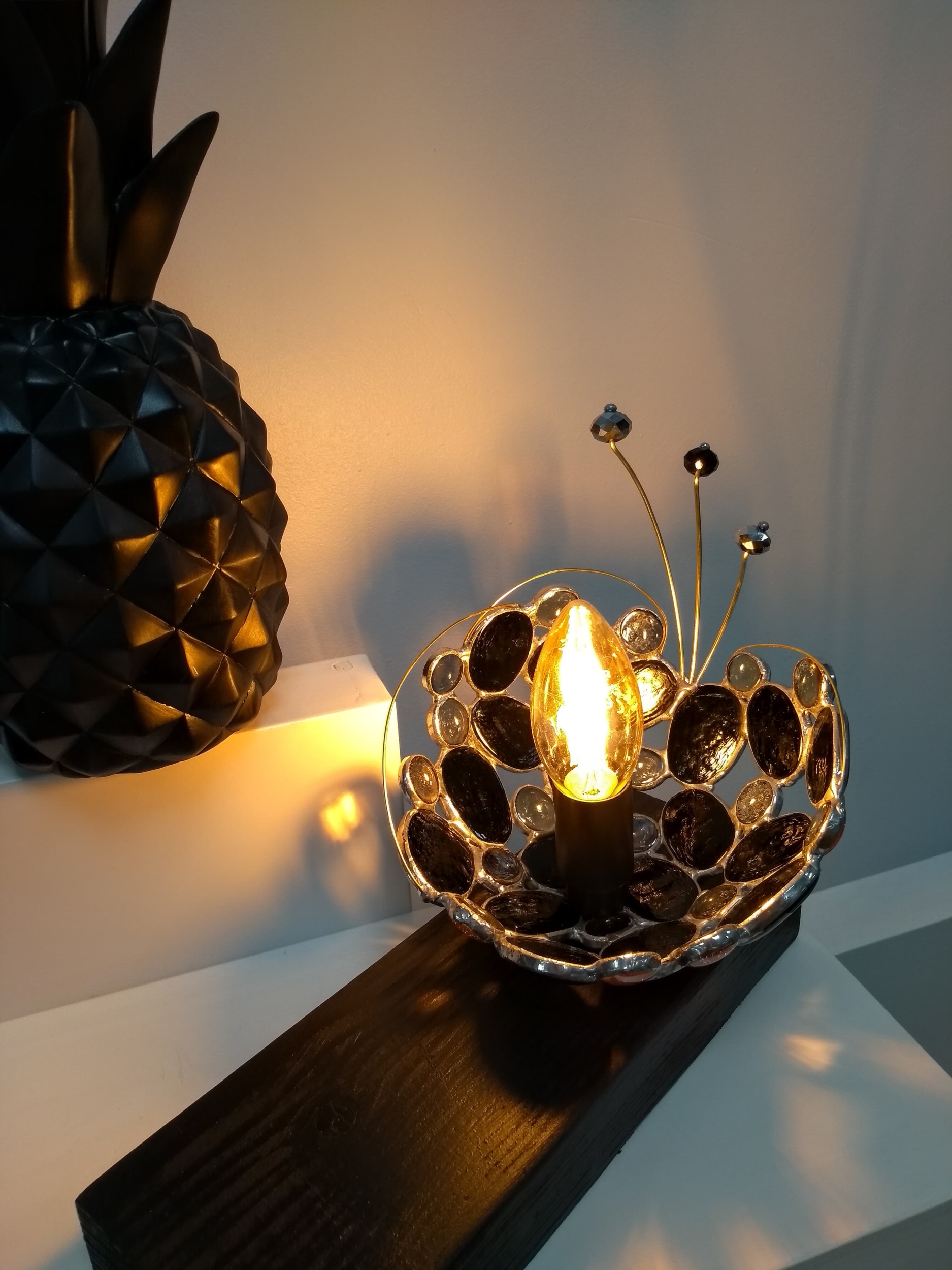 lampe pineapple ananas original, décoration création tendance KCL005c_140€