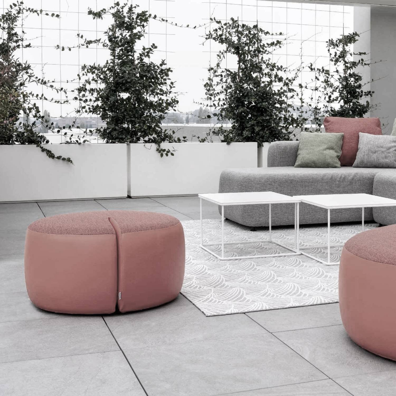 grand pouf salle de repos entreprise