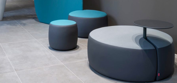 Module pouf arrondi avec tablette Thompson