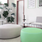 pouf avec table bureau entreprise
