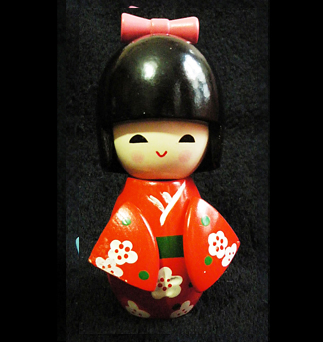 poupee-japonaise-kokeshi-rouge-312