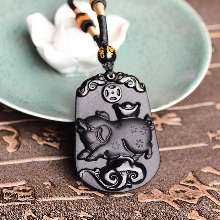 pendentif-astrologie-cochon-en-obsidienne-pi-17649-obscochon-1488559962