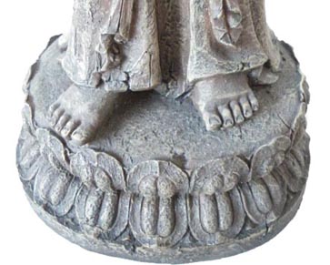 bouddha-debout-gautama-en-preche-605-317