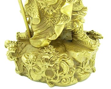 kwan-kung-dieu-de-la-richesse-aux-9-dragons-en-bronze-864-572
