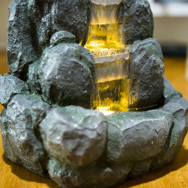 ROCKY-fournisseur-fontaine-pierre-rock-cascade_z1