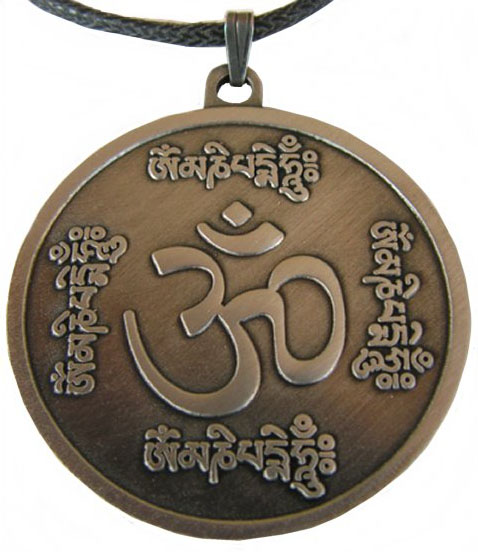 amulette-mantra-pendentif-om-16339