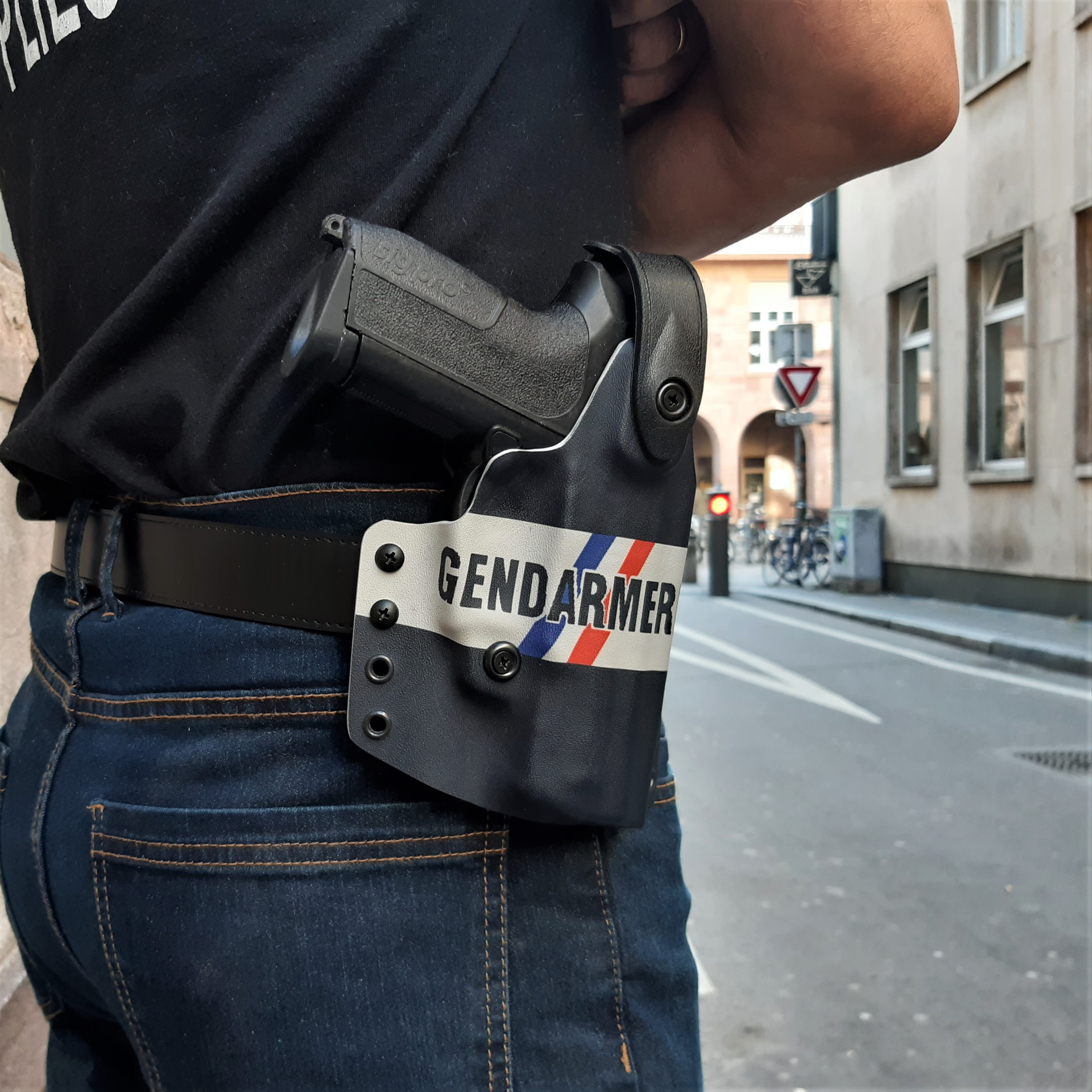 SP 2022 Sig pro sauer holster gendarmerie fdo police brassard kydex bride sls safariland administratif etfr france europe custom impression infused