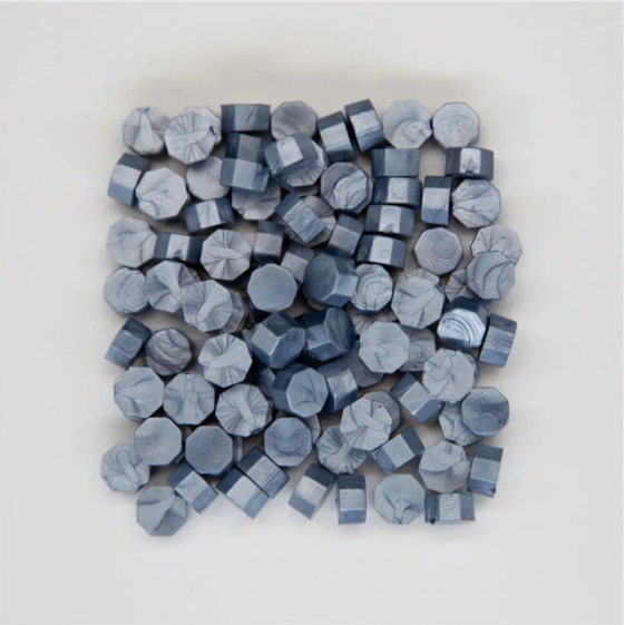 Brillant - 100 granulés de cire bleu gris pour sceau