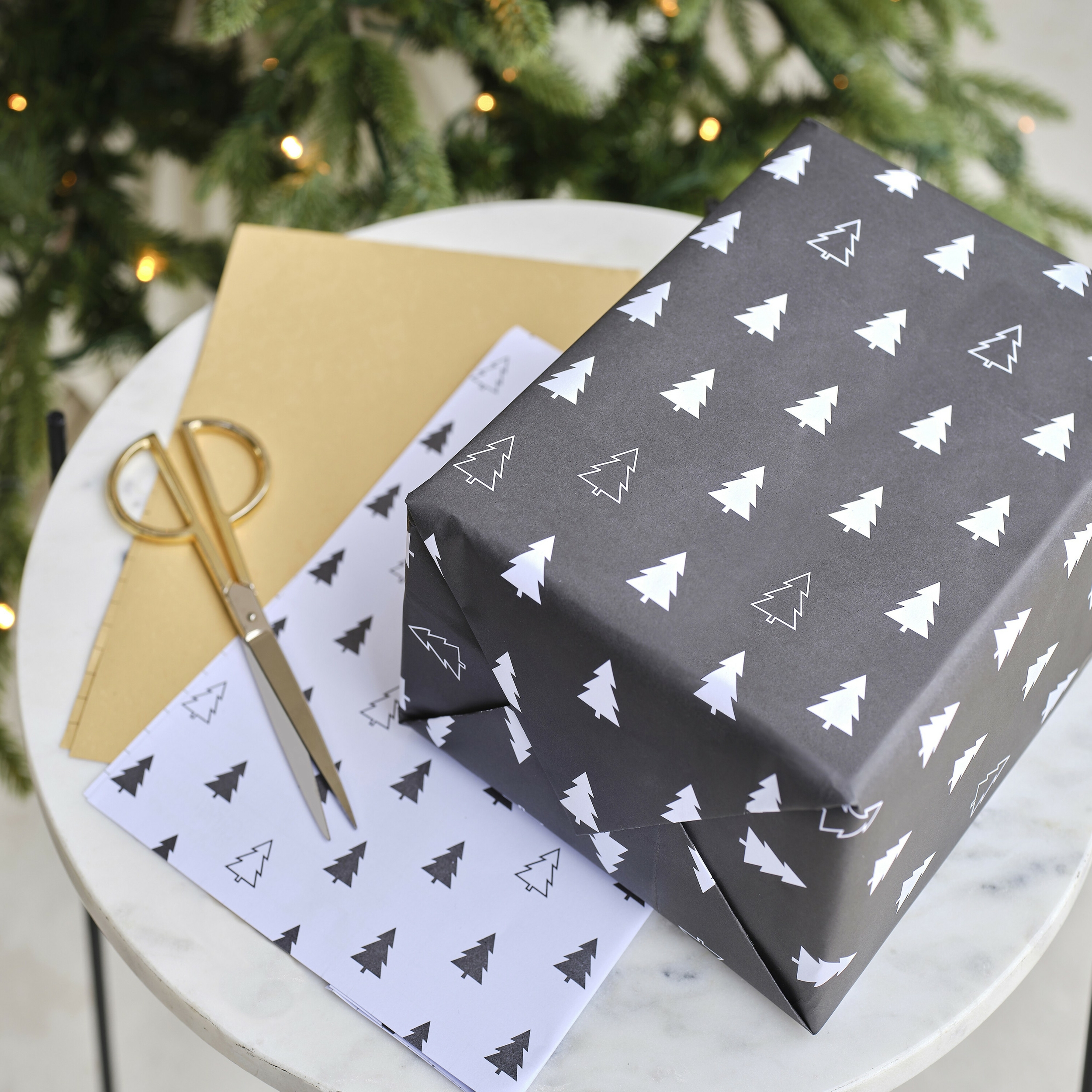 papier cadeau noel noir et blanc