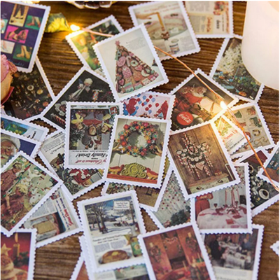 "Mail" - 45 petits timbres rétro de Noël
