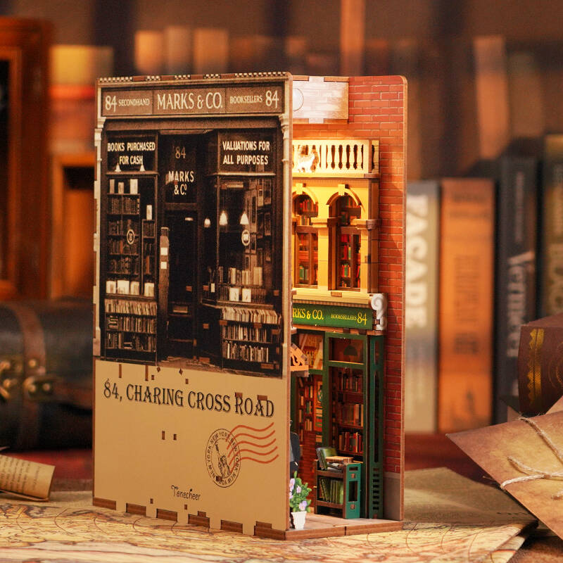 Model-3D-LED-Book-Nook-84-Charing-Cross (8)