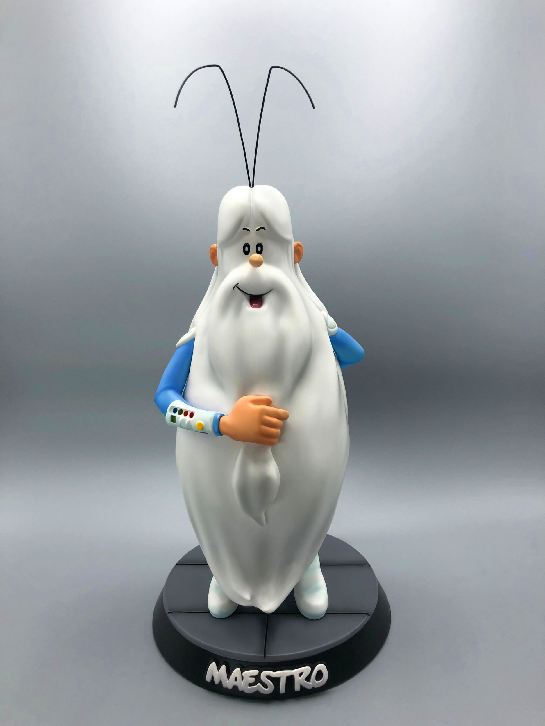 Maestro-photo-1-BLEU