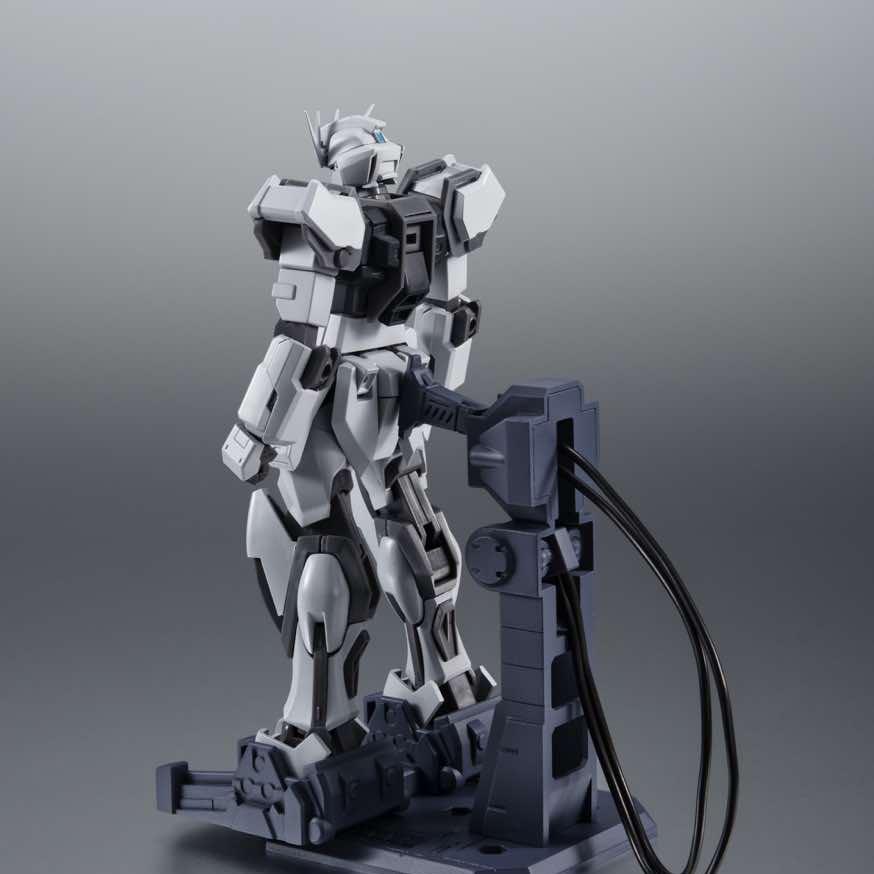 GUNDAM-FIGURINE-ARTICULÉE-GAT-X105-STRIKE-GUNDAM-DEACTIVE-MODE-VER-A-N-I-M-E--ROBOT-SPIRIT__4573102649874-5