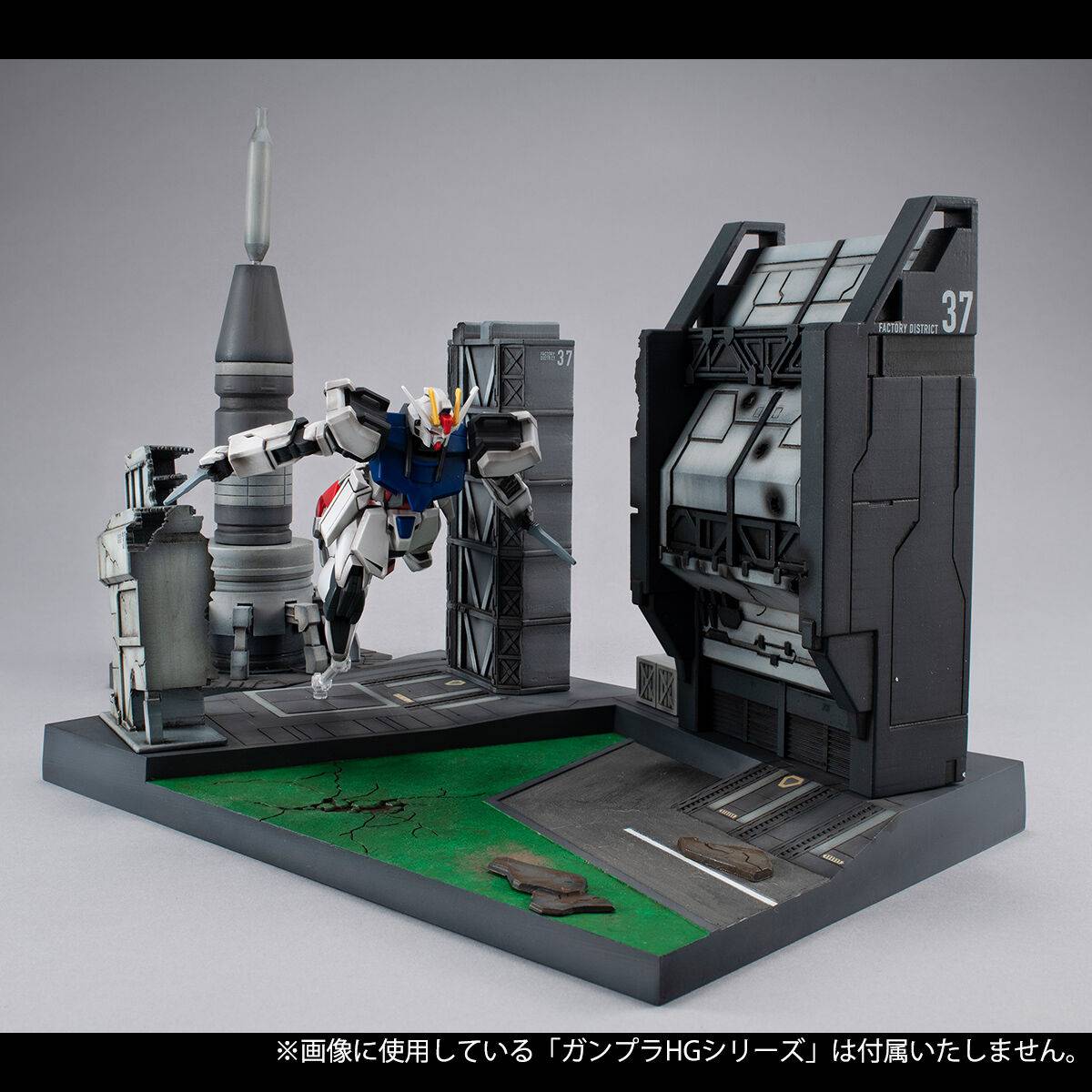 realistic-model-series-mobile-suit-gundam-seed-g-structure-gs06-1144-heliopolis-battle-stage-megahouse- (2)