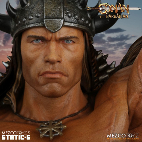 conan-statue-16-pvc-static-6-conan-the-barbarian-1982-63-cm-mezco-toys (1)