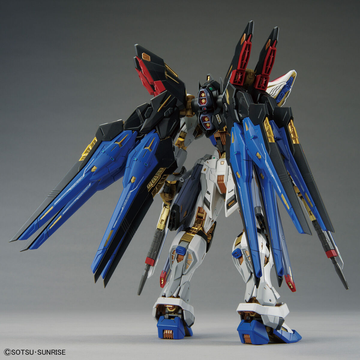 mgex-strike_freedom-2