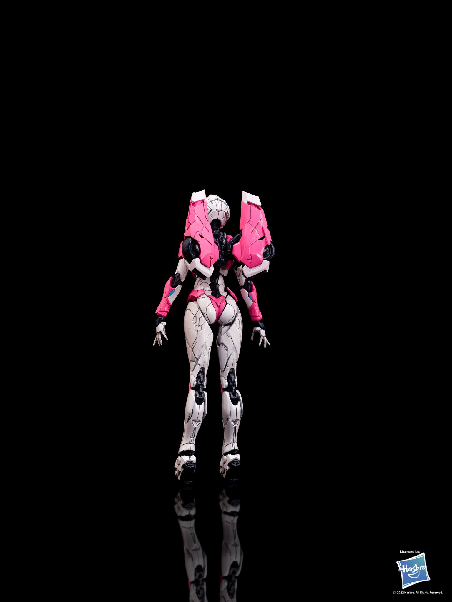 flame_toys-arcee-2