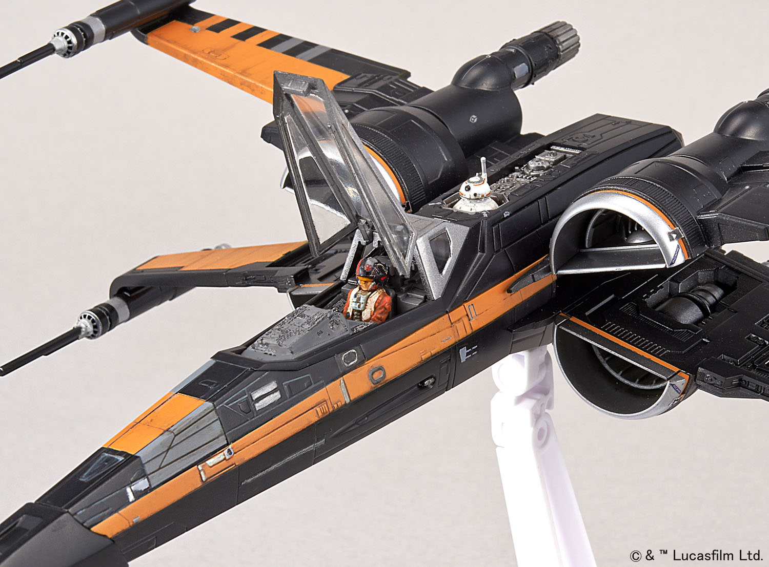 starwas-poes_x-wing-14