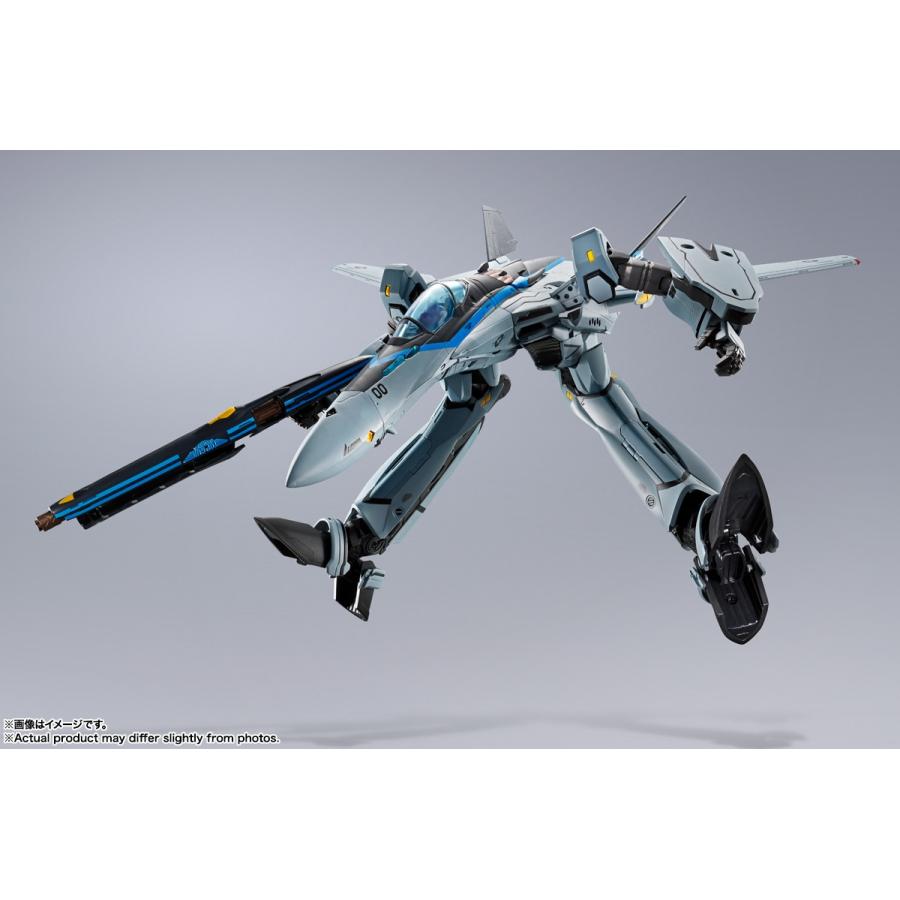 macross-topgun-maverick-figurine-vf-25-messiah-valkyrie-top-gun-maverick-ver-dx-chogokin (17)