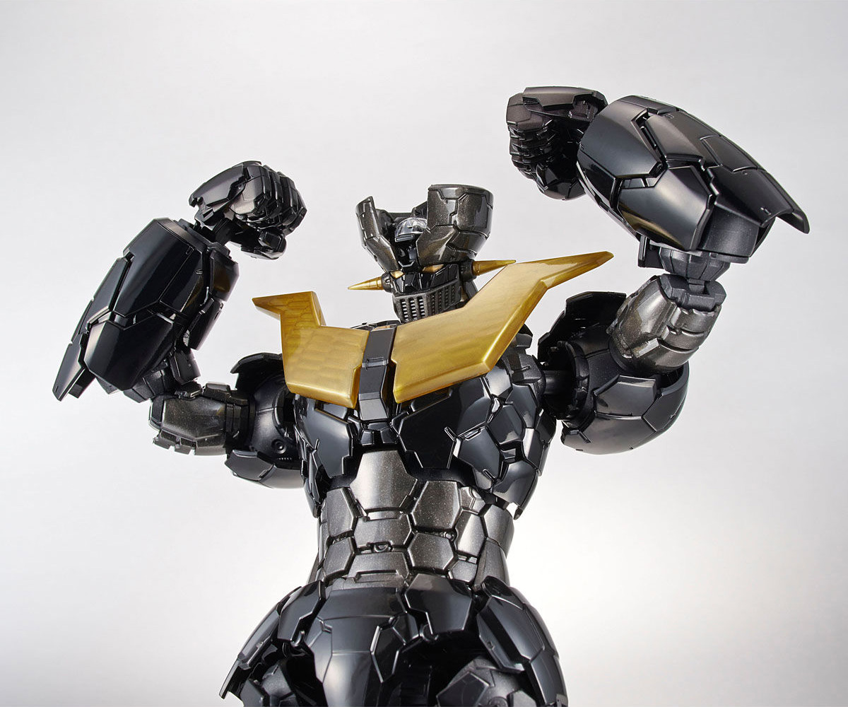 hg-mazinger_z_infinity_ver_black-5