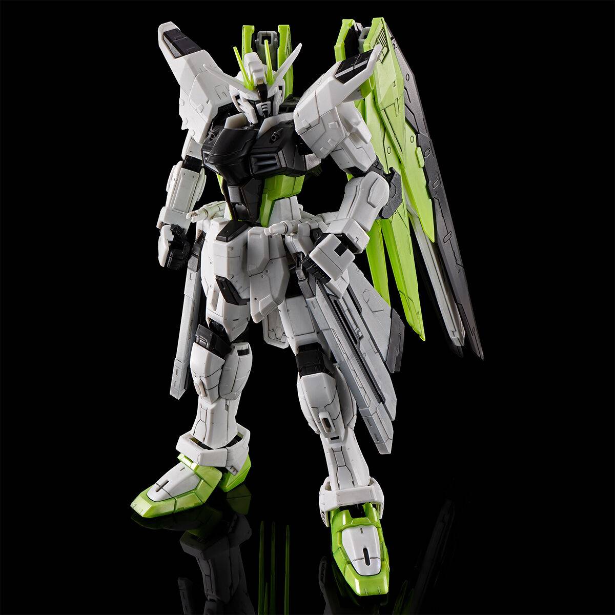 rg-1144-mobile-suit-gundam-seed-freedom-gundam-x-crypto-apex-legends-ver-bandai-spirits- (4)